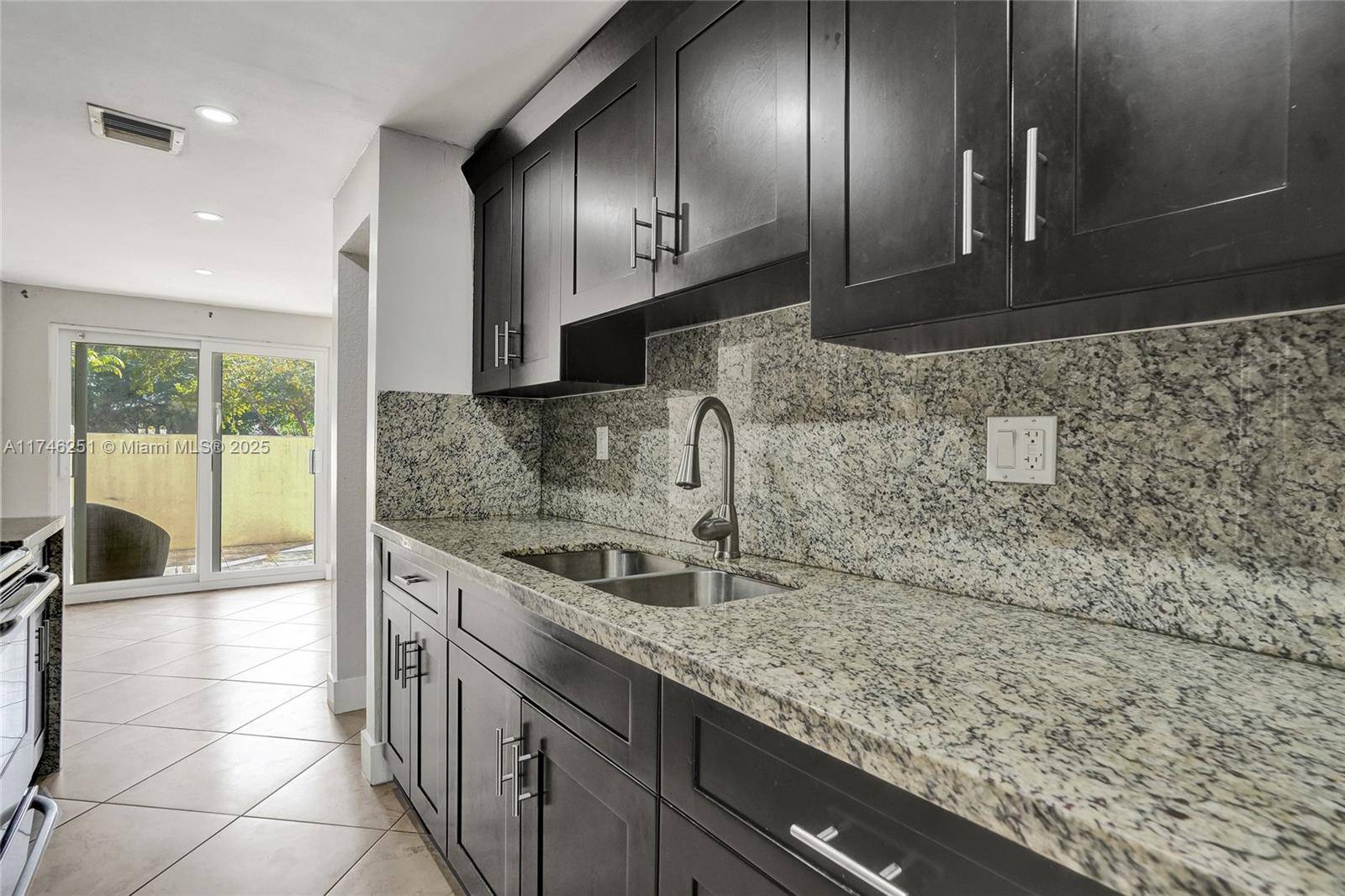 Plantation, FL 33324,849 NW 80th Ter #4