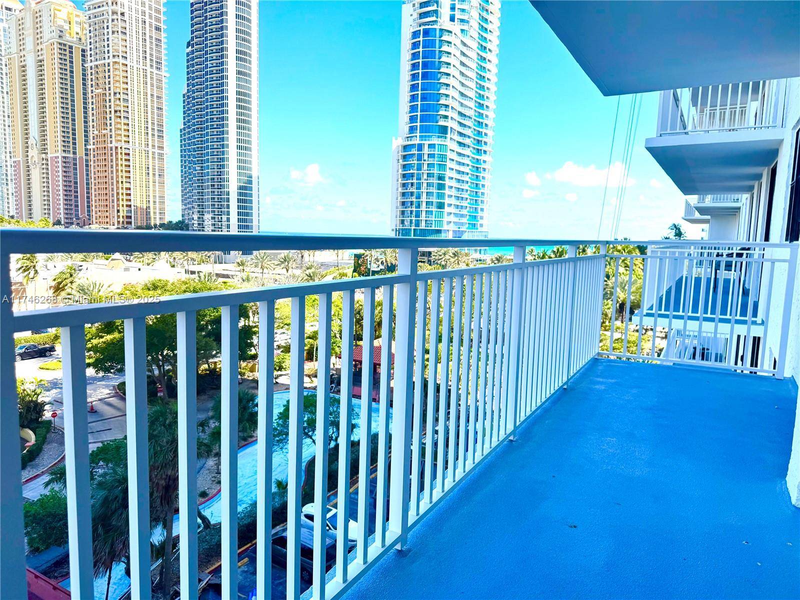 Sunny Isles Beach, FL 33160,210 174th St #716