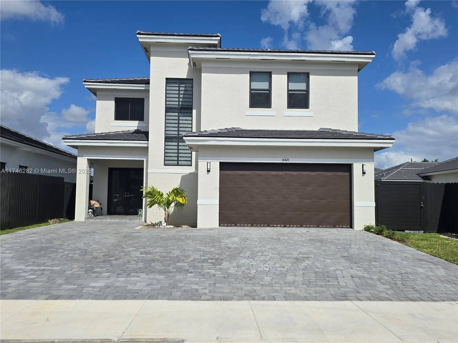 Miami, FL 33175,14421 SW 19th St