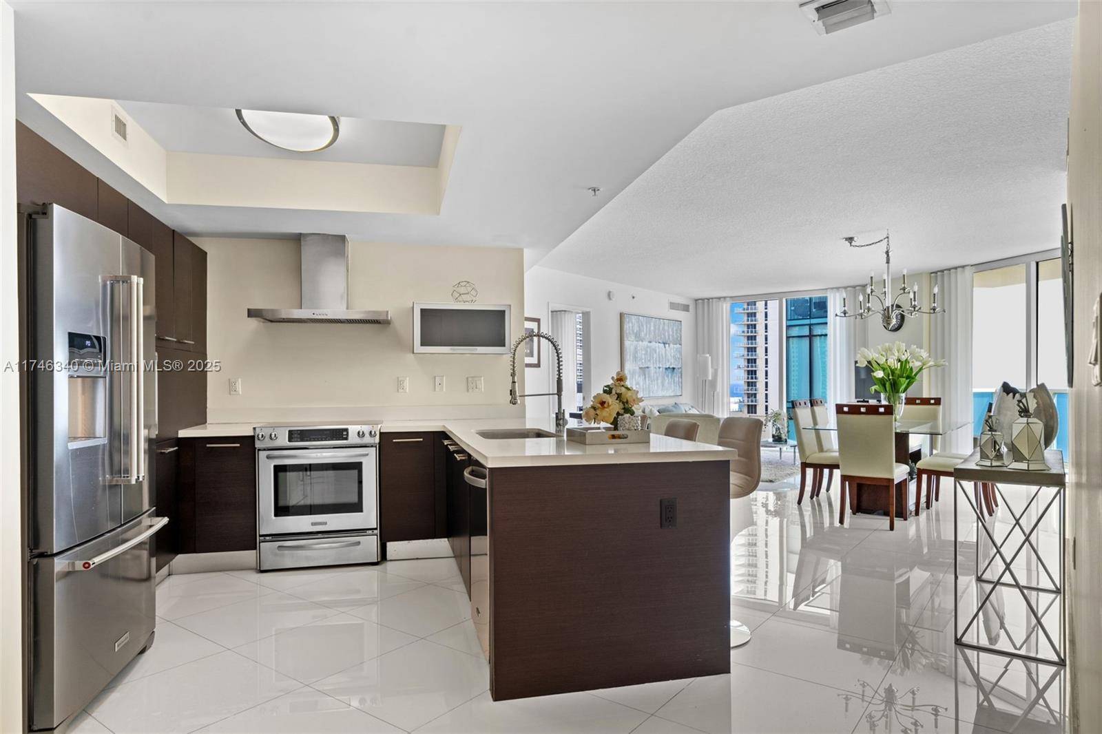 Sunny Isles Beach, FL 33160,150 Sunny Isles Blvd #1-1401