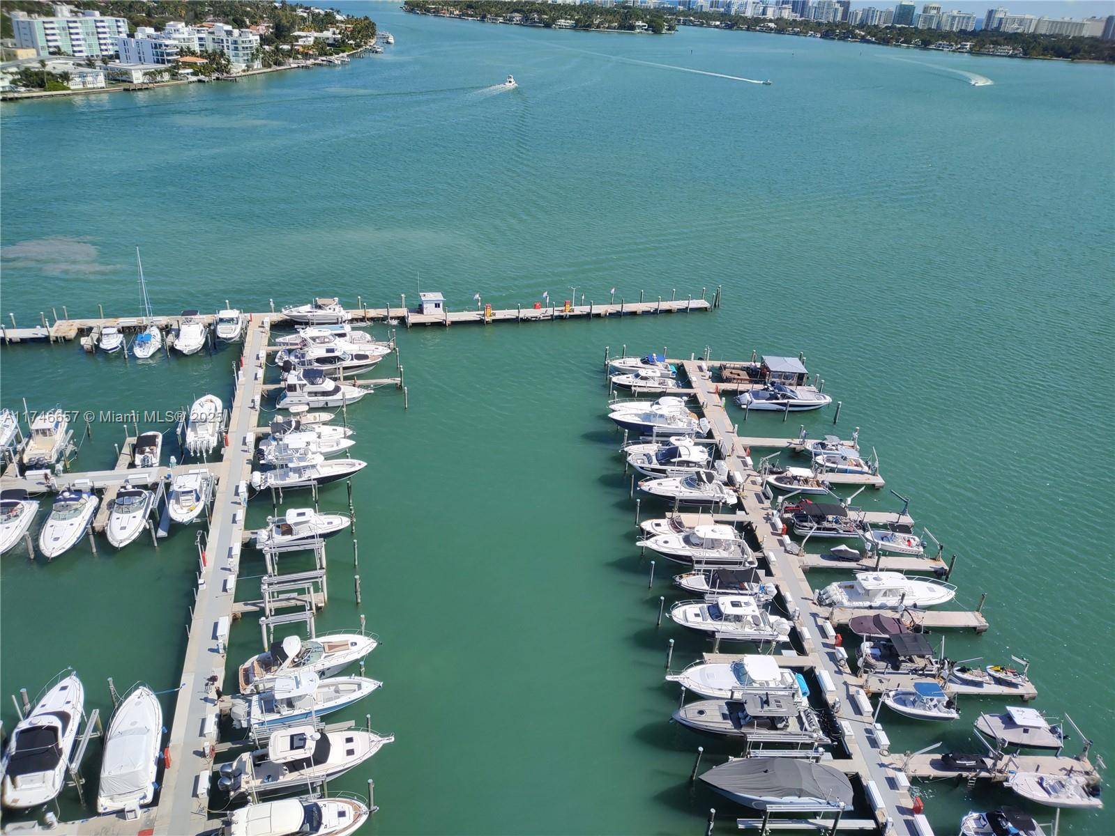 North Bay Village, FL 33141,7601 E Treasure Dr #2018