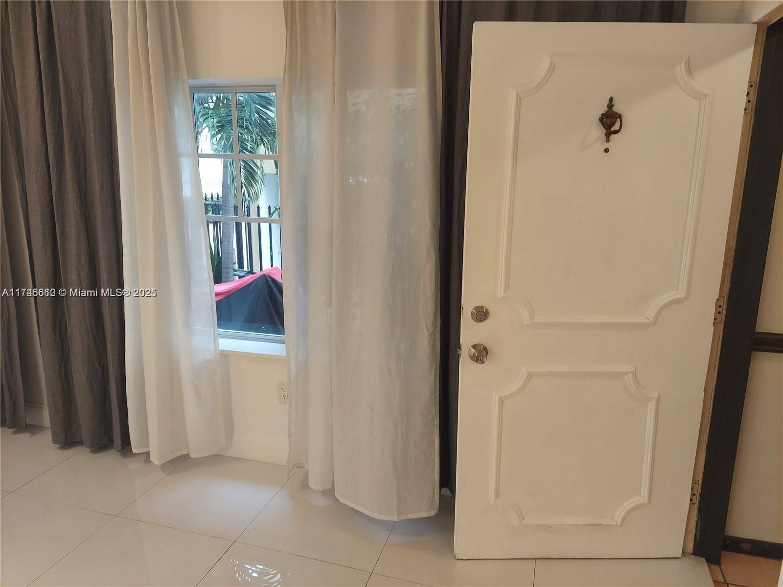 Miami Beach, FL 33139,750 Pennsylvania Ave #1