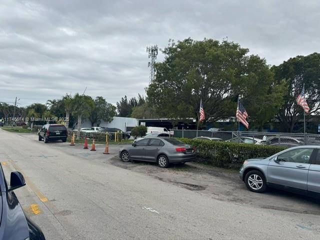 Fort Lauderdale, FL 33317,4420 Peters Rd