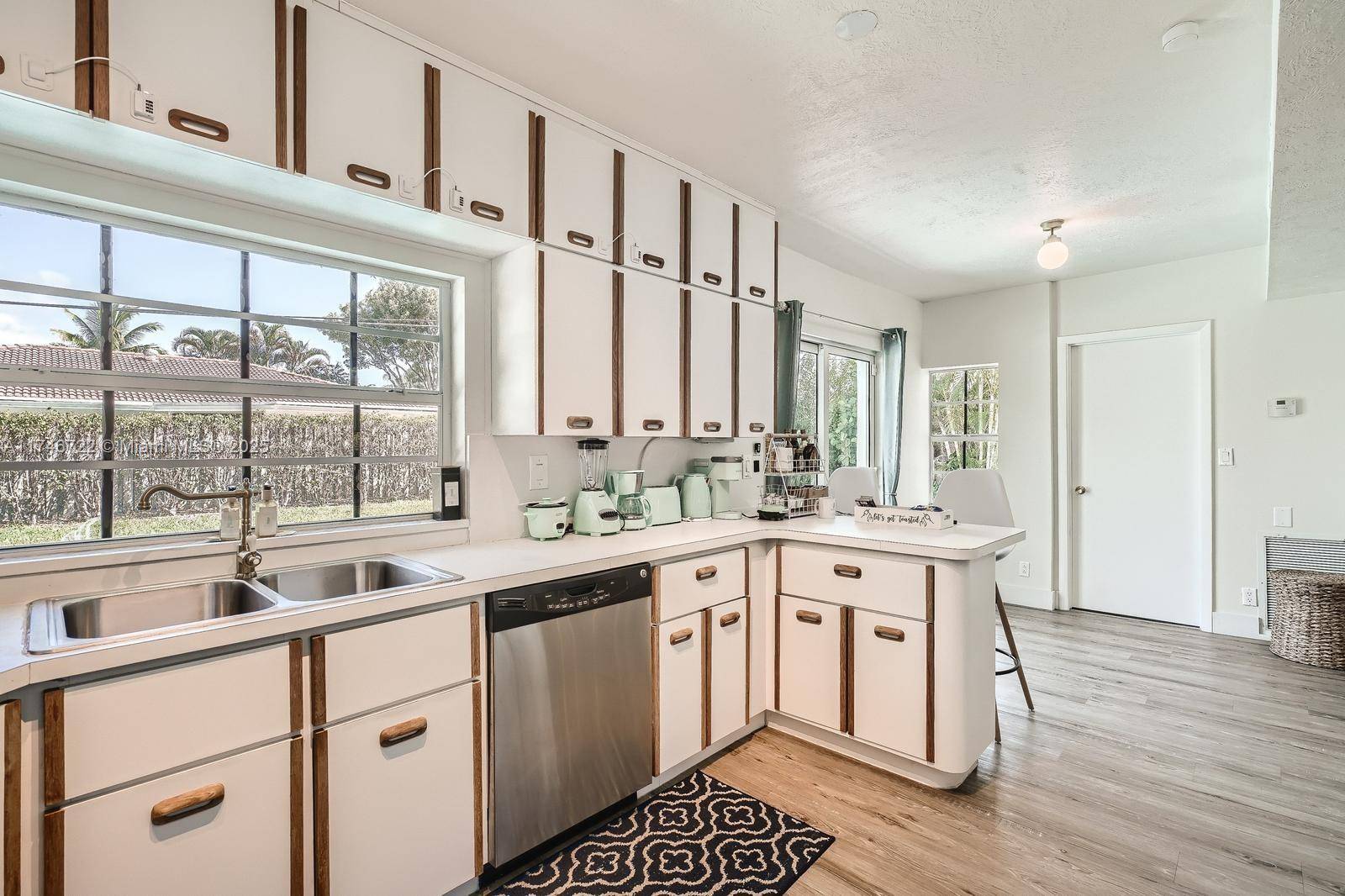 Lighthouse Point, FL 33064,3830 NE 22nd Ter