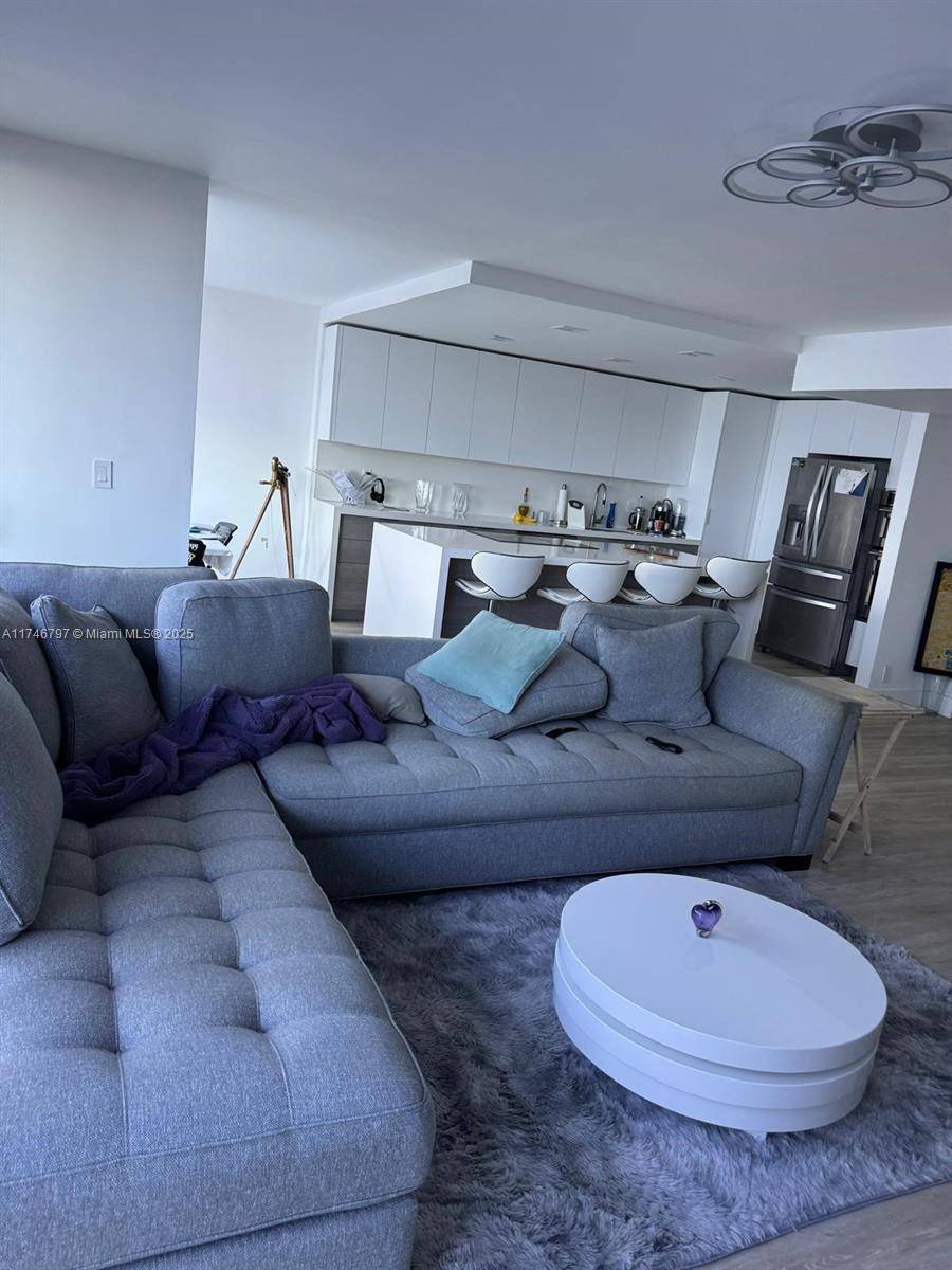 Hallandale Beach, FL 33009,2049 S Ocean Dr #908