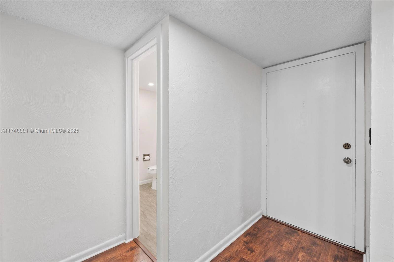 Plantation, FL 33324,8901 N New River Canal Rd #14W