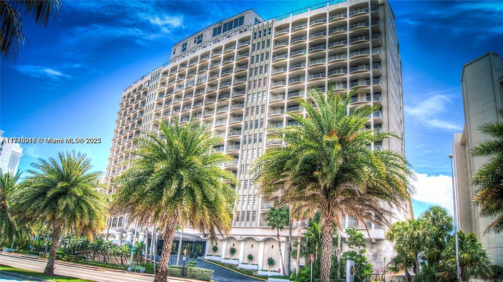 Miami Beach, FL 33140,5401 Collins Ave #1213