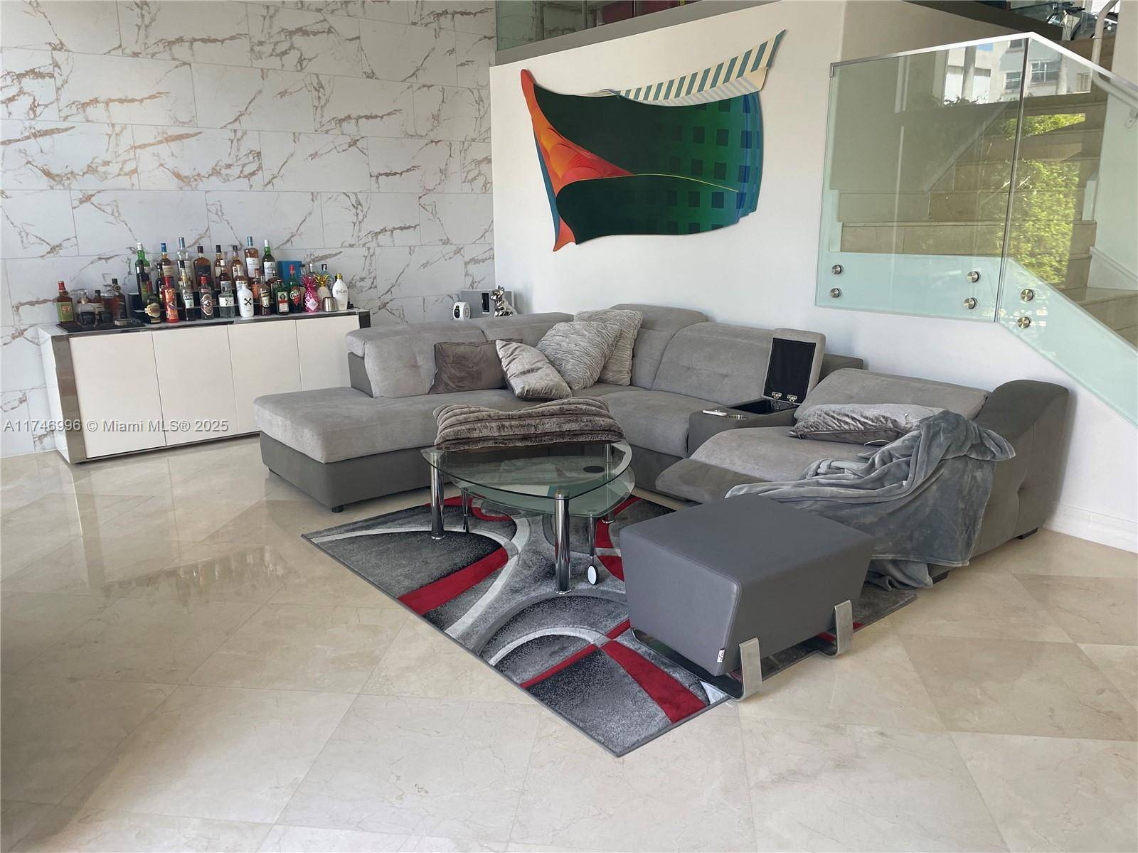 North Miami Beach, FL 33160,3915 NE 168th St #3915