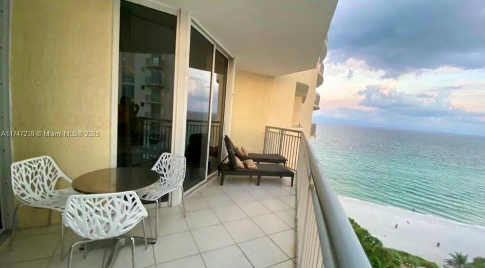 Sunny Isles Beach, FL 33160,17375 Collins Ave #1404