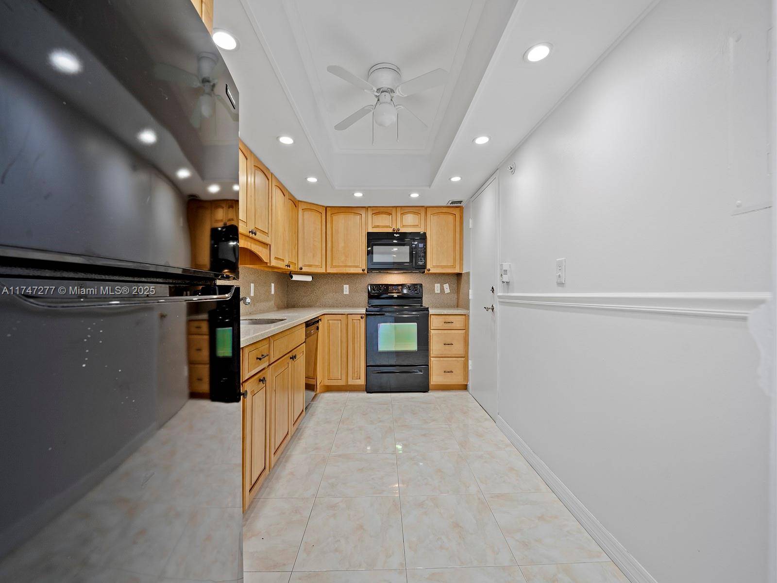 Pompano Beach, FL 33062,405 N Ocean Blvd #1022