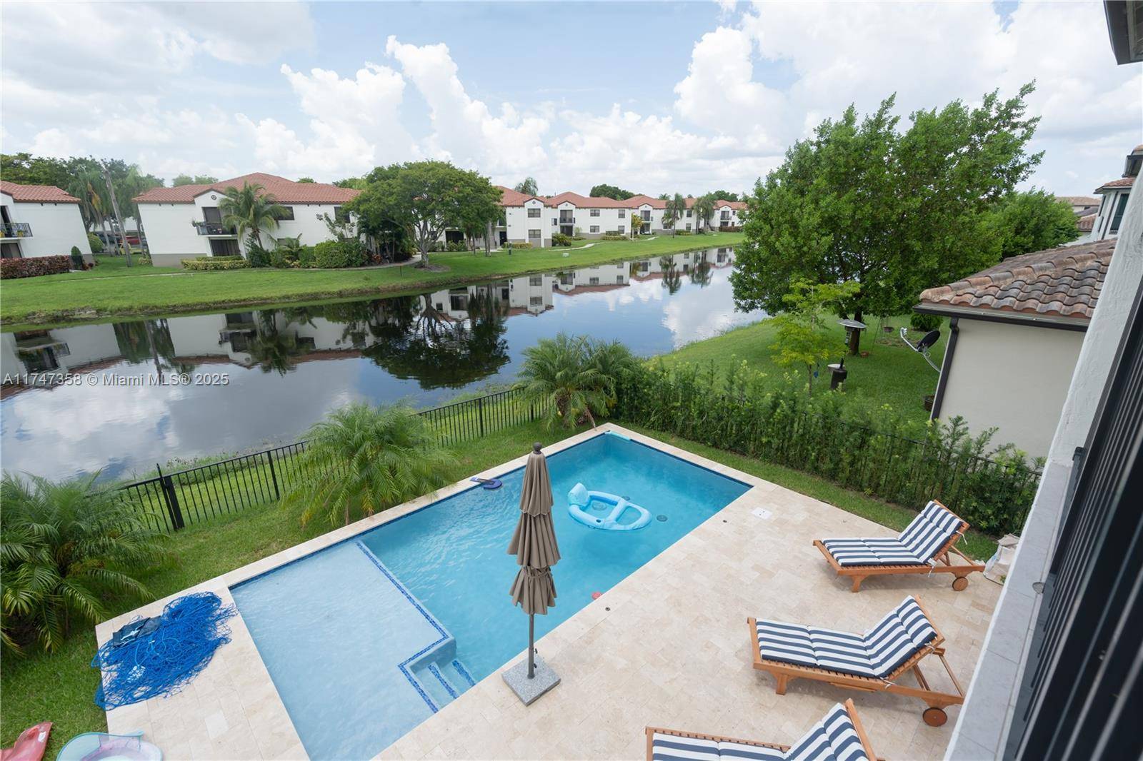Pembroke Pines, FL 33025,11826 SW 13th Ct