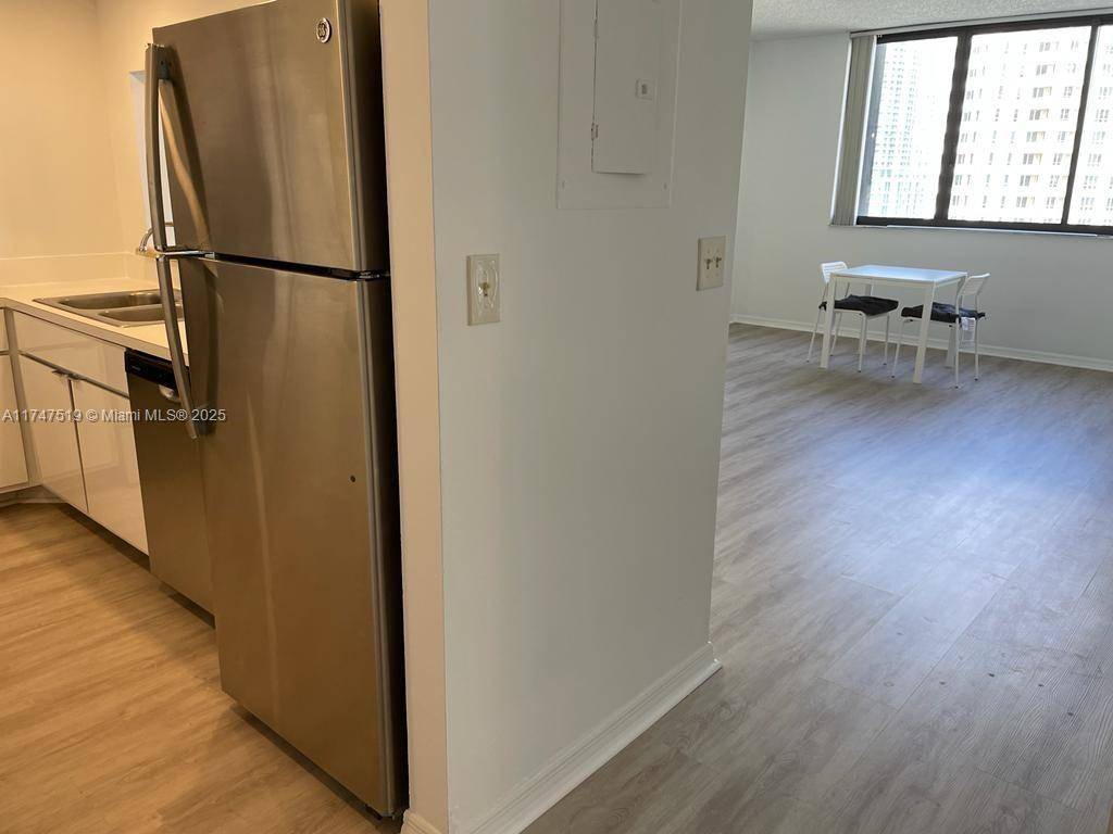 Miami, FL 33131,540 Brickell Key Dr #1600