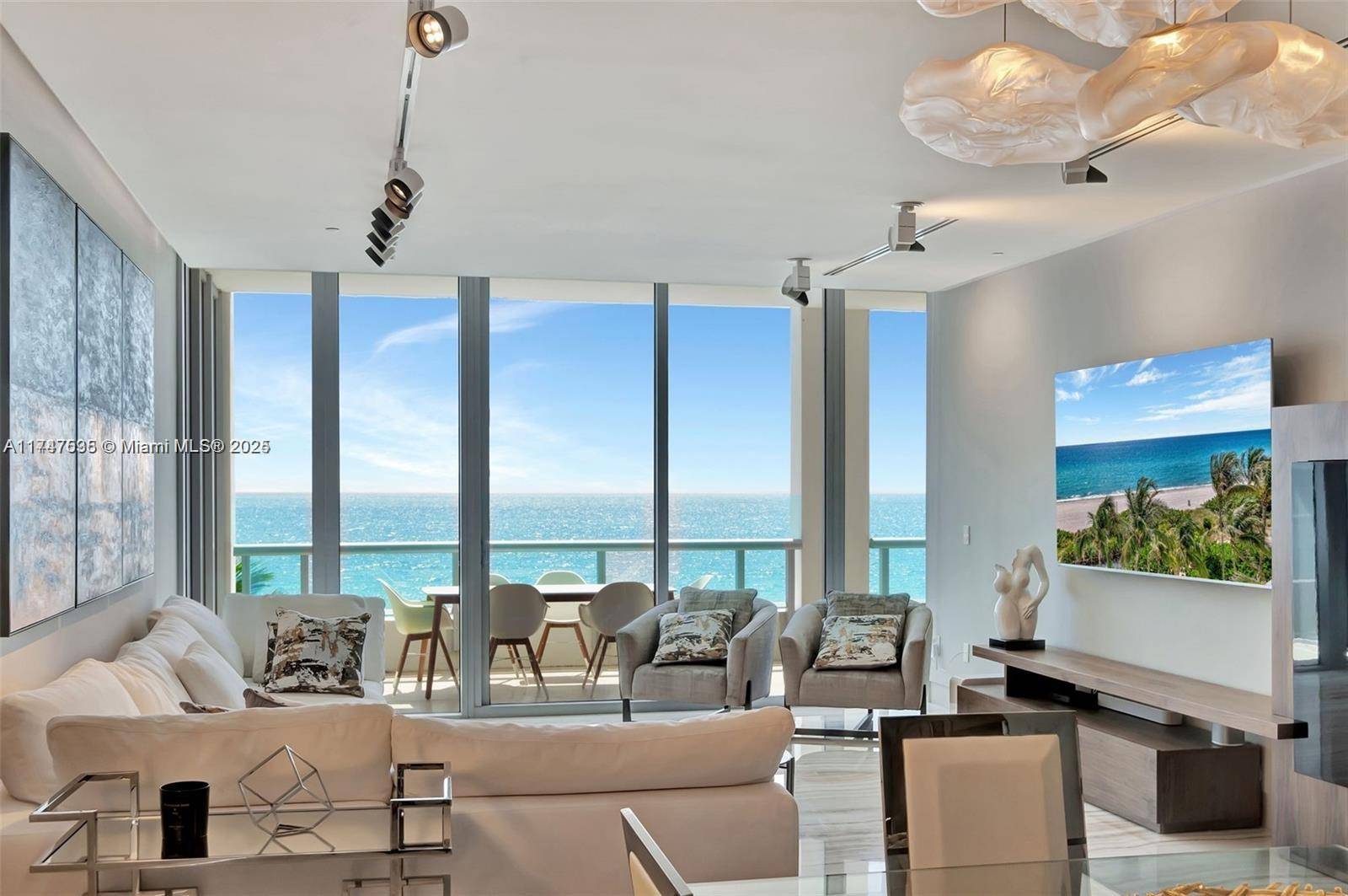 Miami Beach, FL 33141,6799 Collins Ave #406