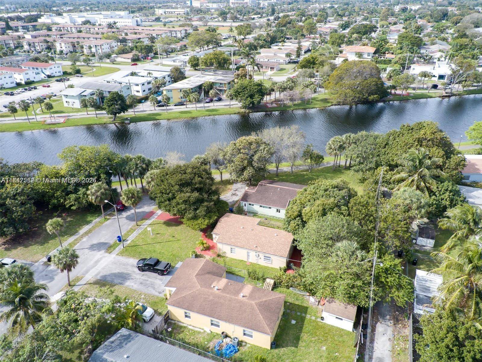 North Miami Beach, FL 33162,1445 NE 172nd St