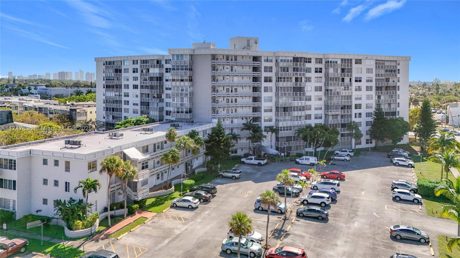 Miami, FL 33179,1401 NE Miami Gardens Dr #286