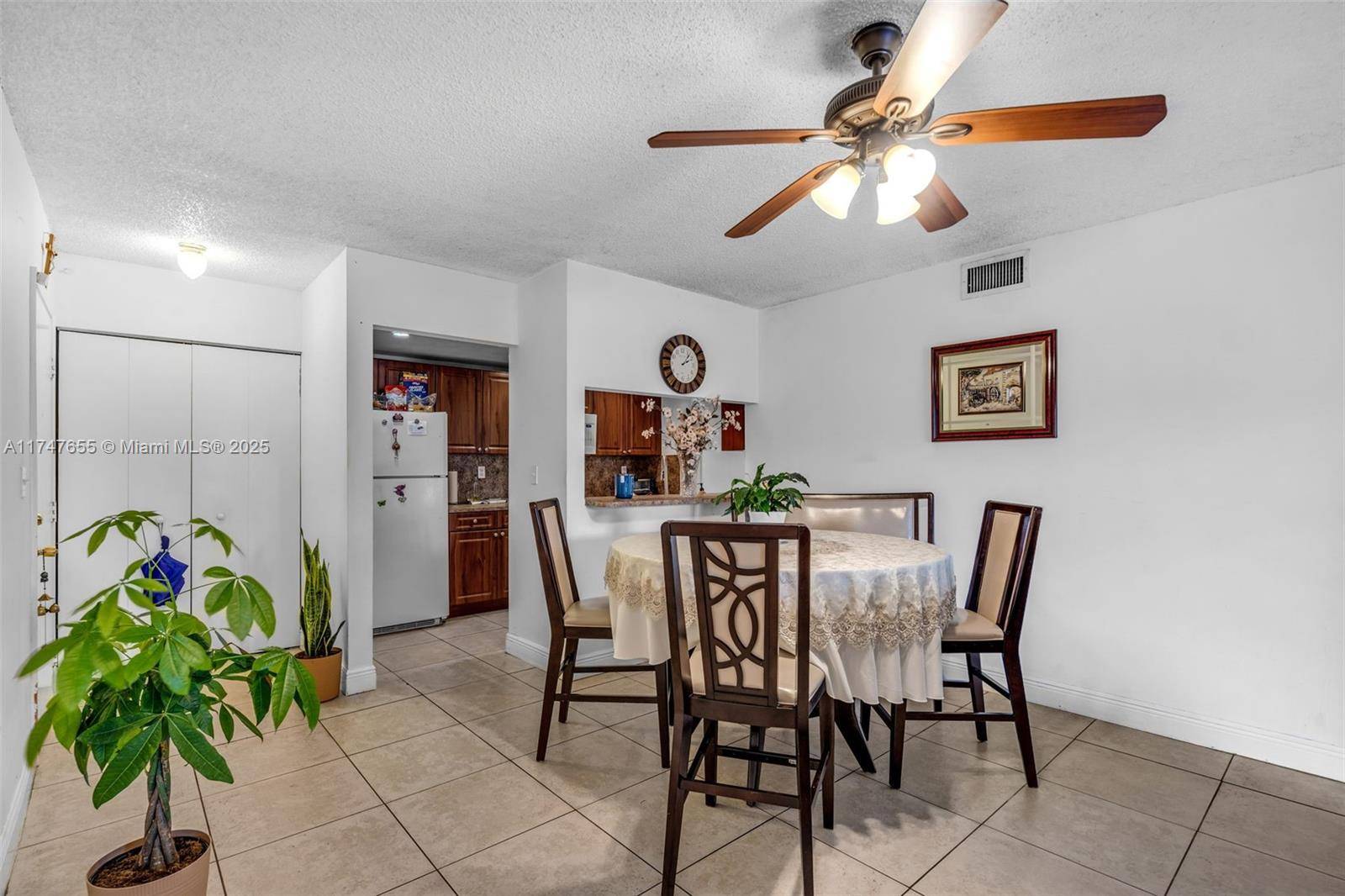 Miami, FL 33172,10105 NW 9th St Cir #9-105