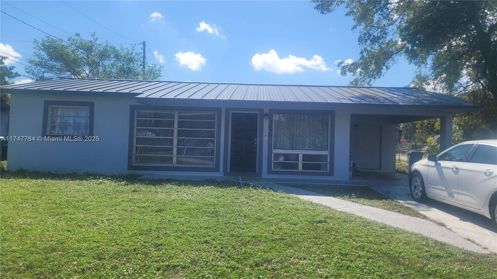Lauderhill, FL 33311,Address not disclosed