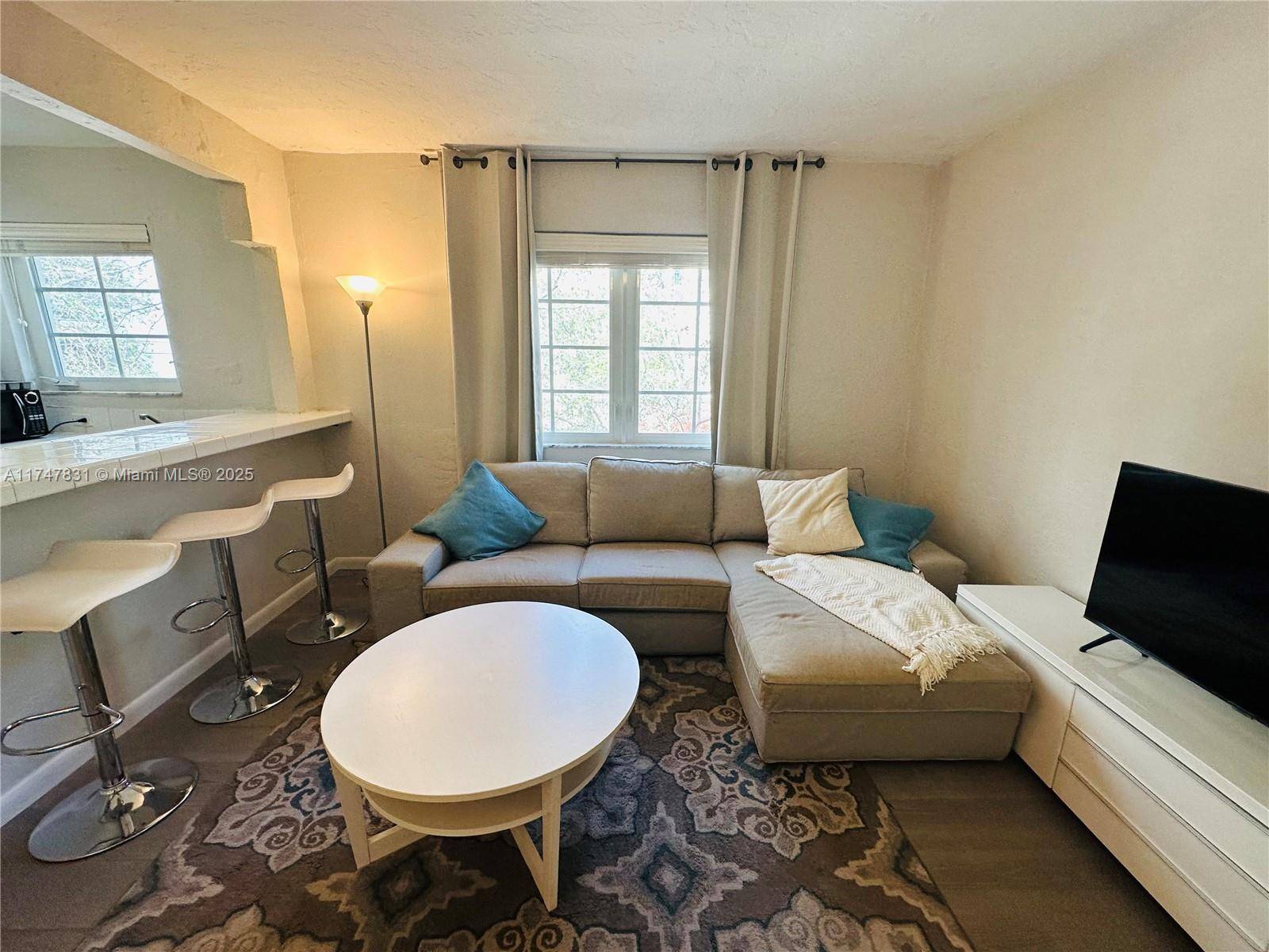 Miami Beach, FL 33139,260 Euclid Ave #27