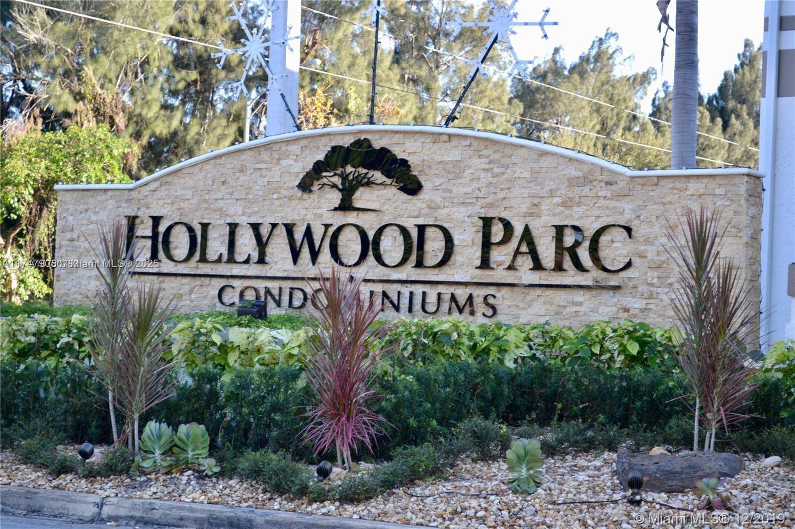 Hollywood, FL 33021,620 S Park Rd #27-2