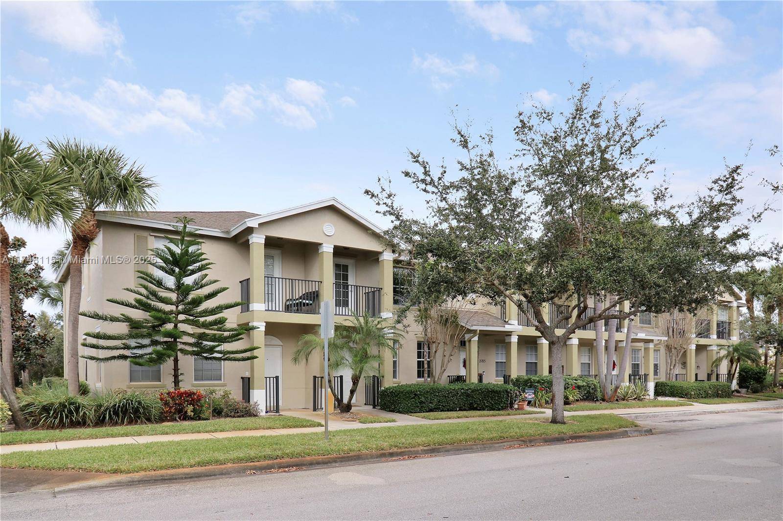Port St. Lucie, FL 34952,2181 SE Fern Park Dr #2181