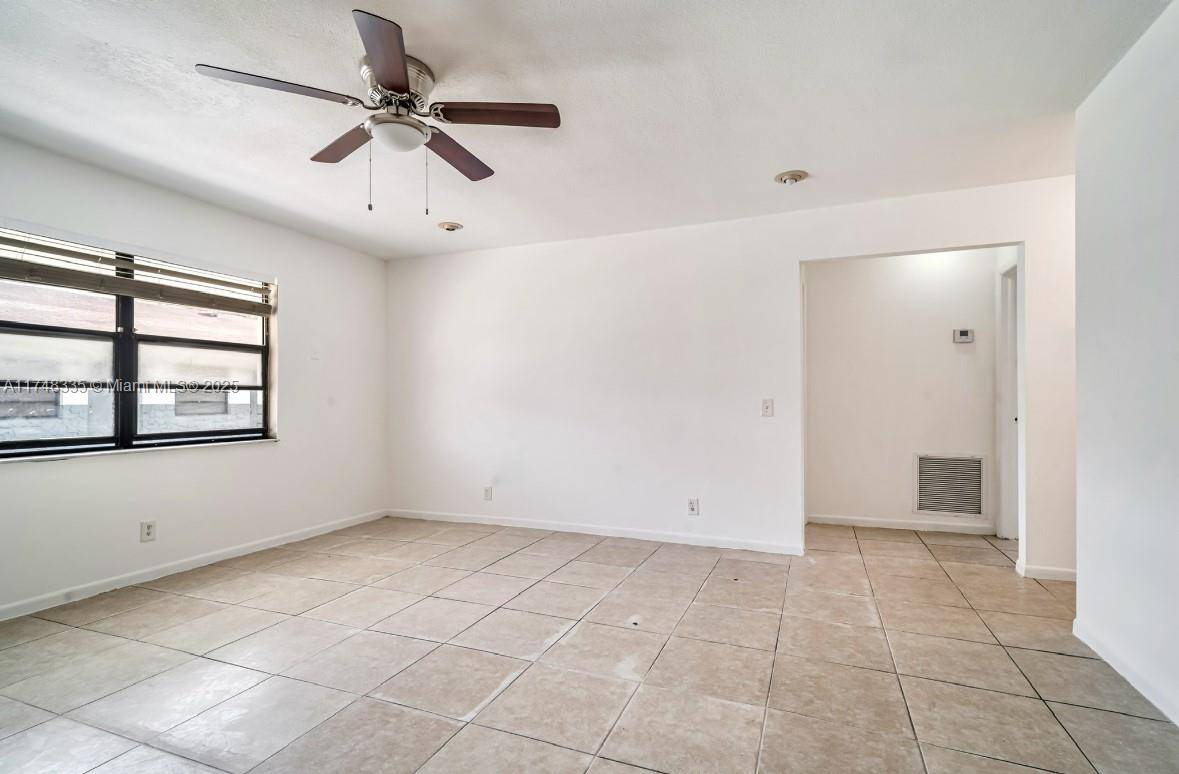West Park, FL 33023,4030 SW 19th St