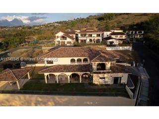 ,,,0 Cond. Bosque Escondido