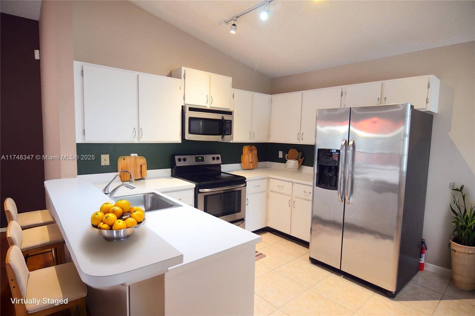 Pembroke Pines, FL 33026,11991 NW 11th St #11991