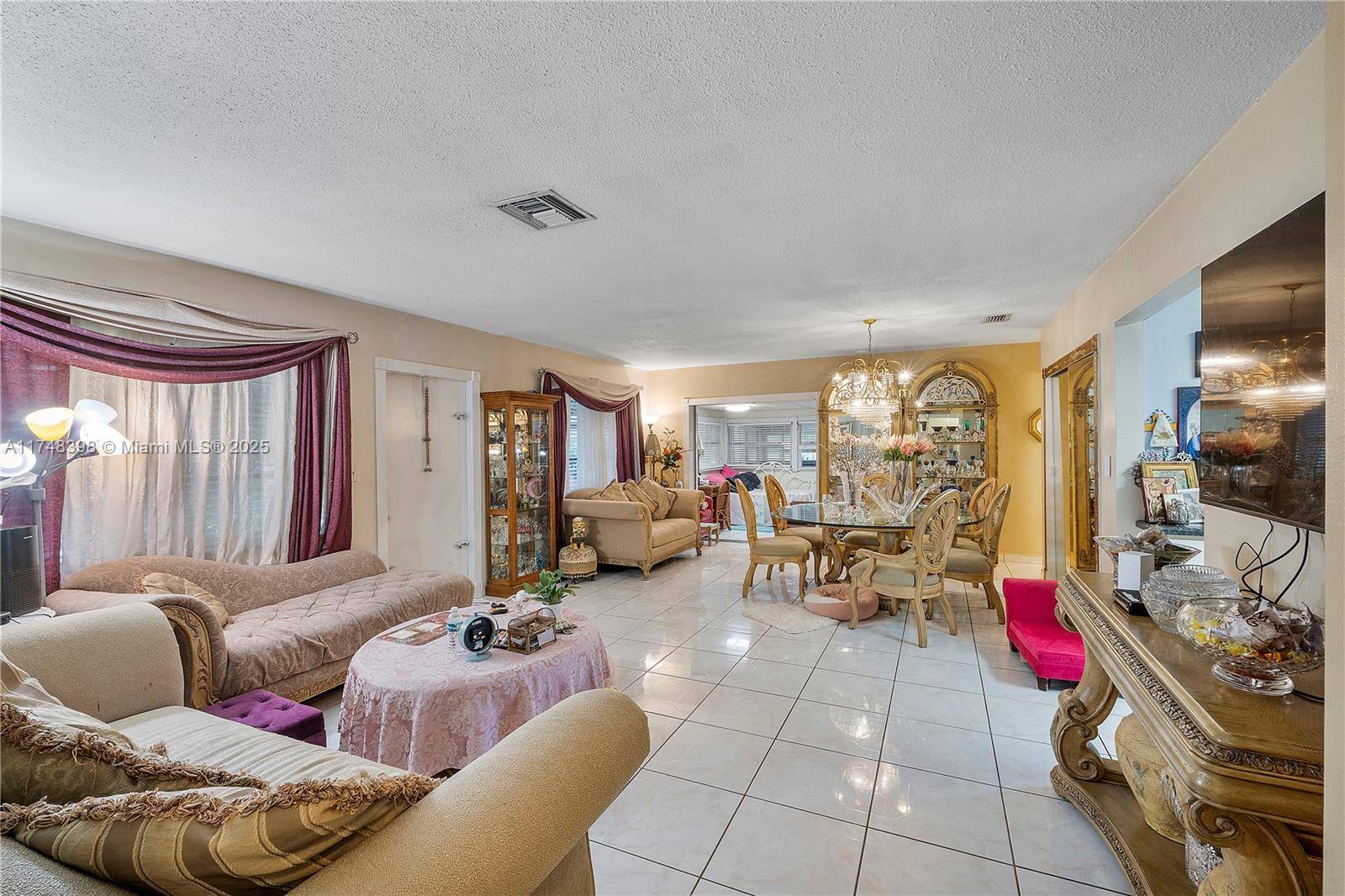 Hollywood, FL 33021,5831 Taylor St
