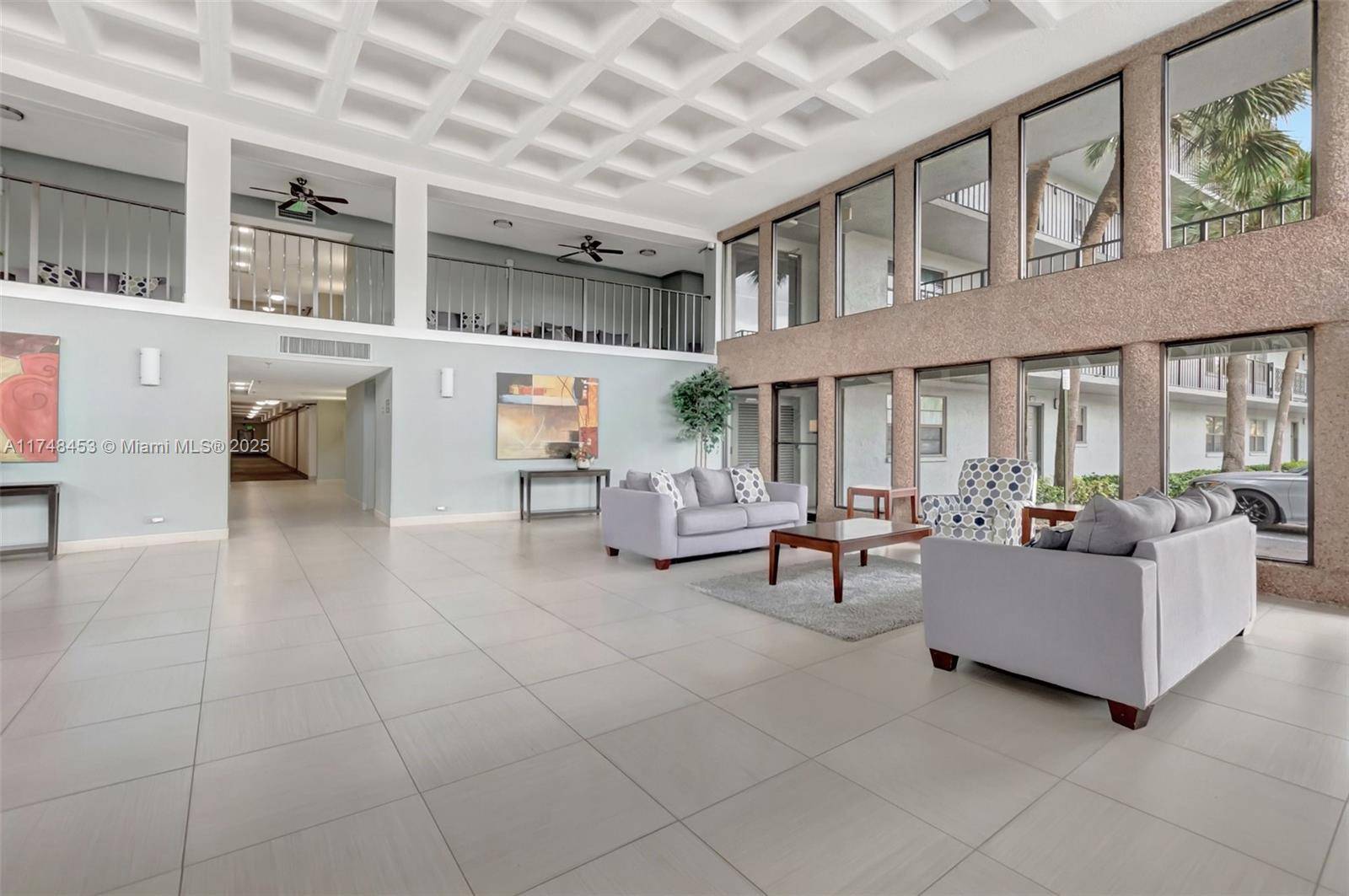 Boca Raton, FL 33428,9440 SW 8th St #315