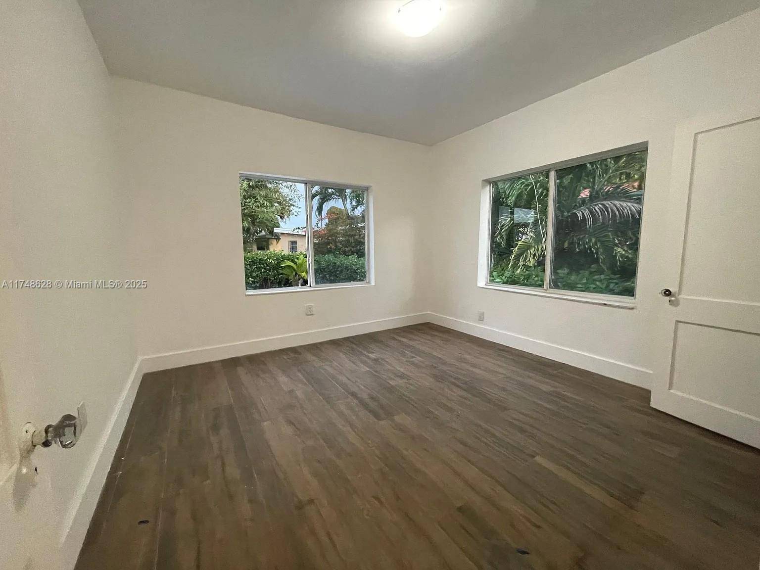 Miami, FL 33135,125 SW 32nd Ct Rd