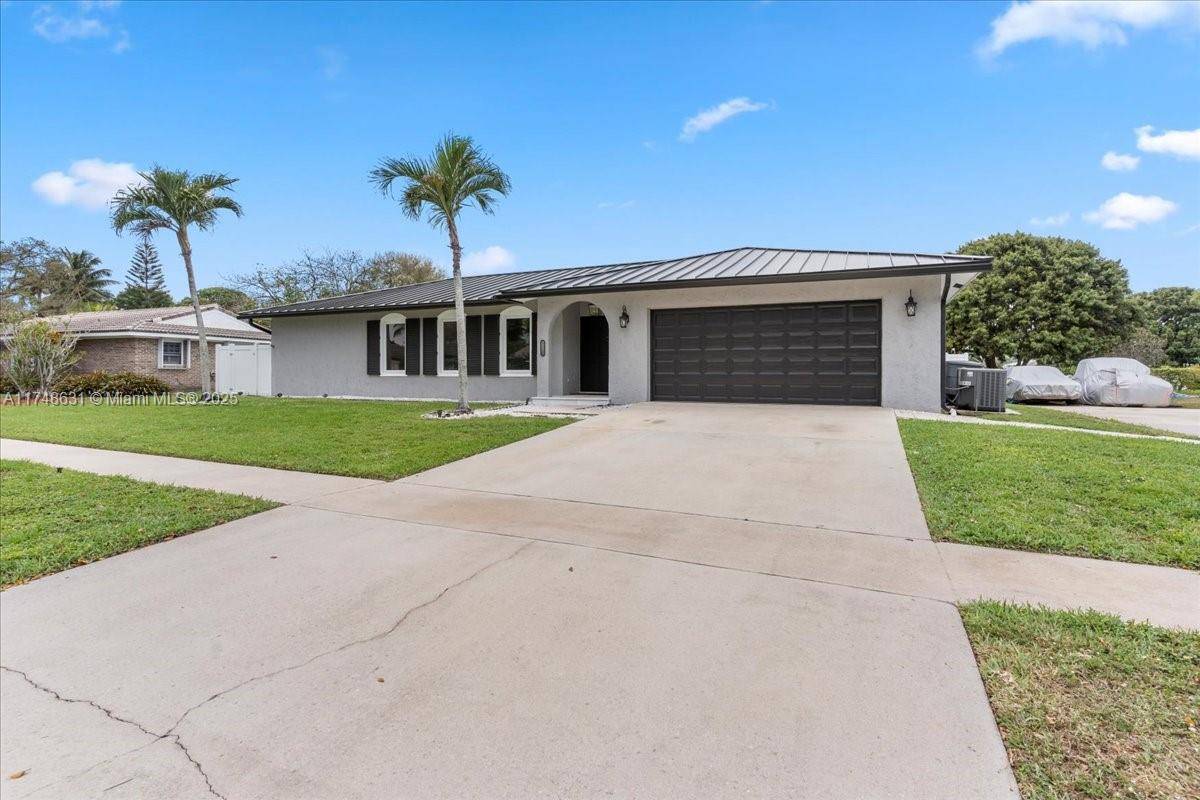 Boca Raton, FL 33433,22111 W Serenata Cir W