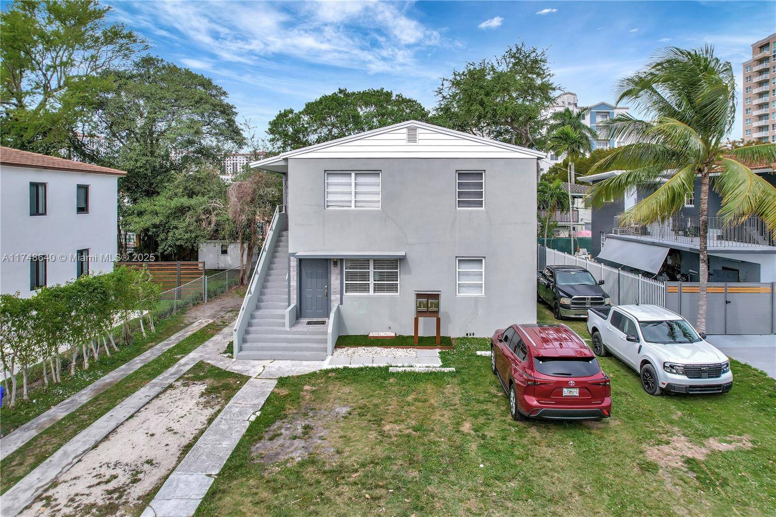Miami, FL 33134,3721 SW 27th Ter