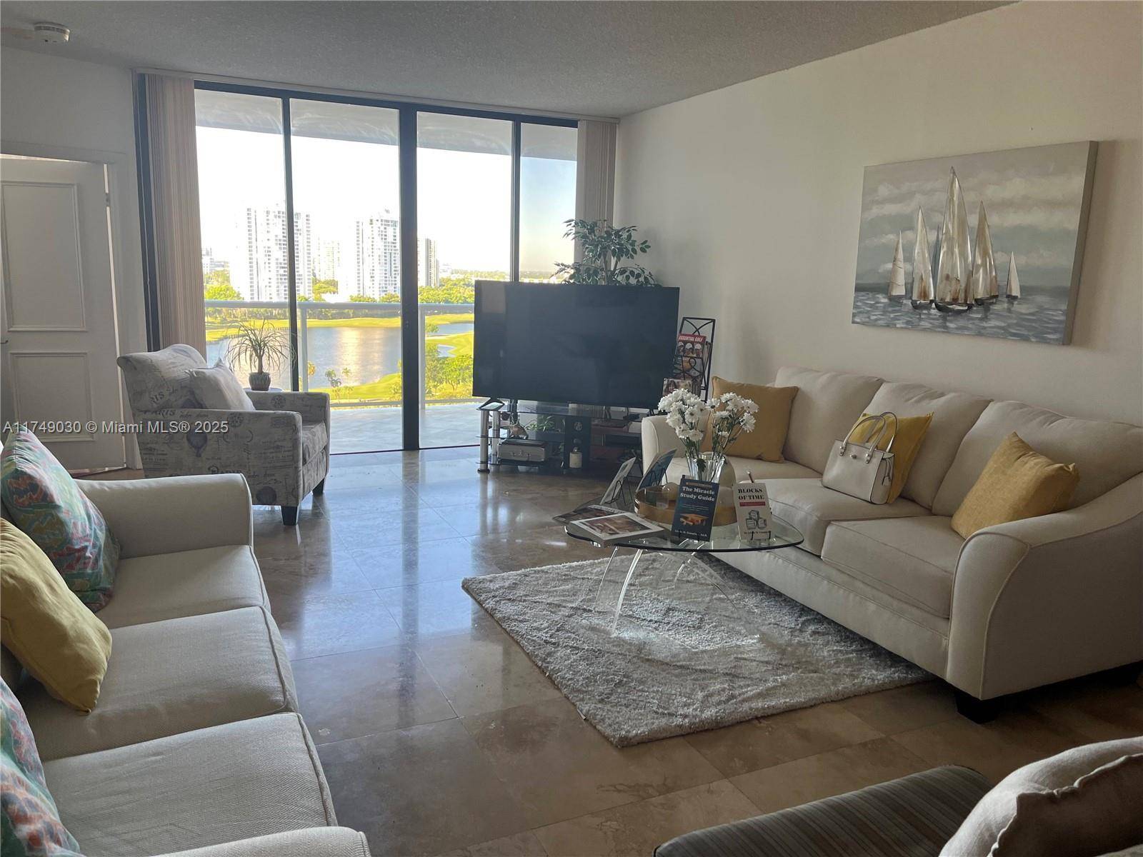 Aventura, FL 33180,20281 E Country Club Dr #1105