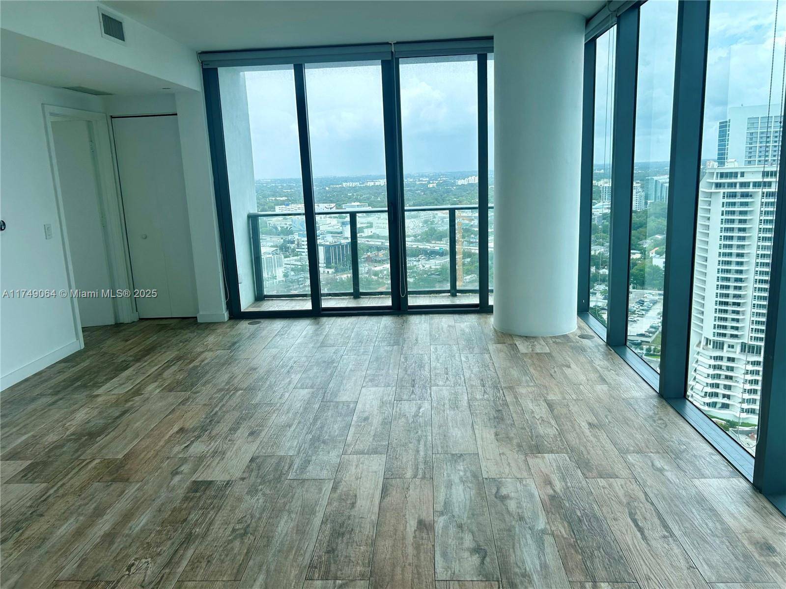 Miami, FL 33137,650 NE 32nd St #2908