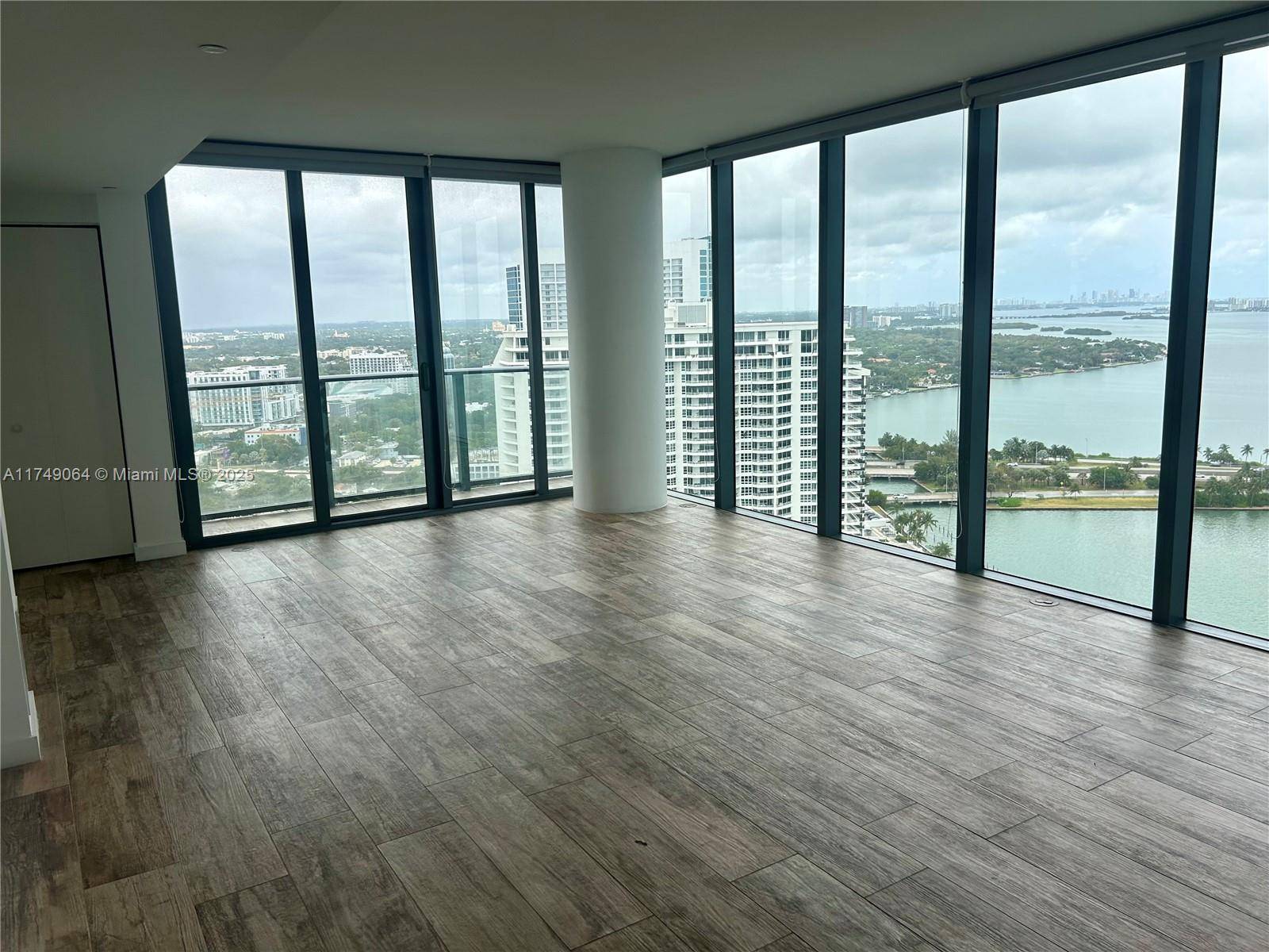 Miami, FL 33137,650 NE 32nd St #2908