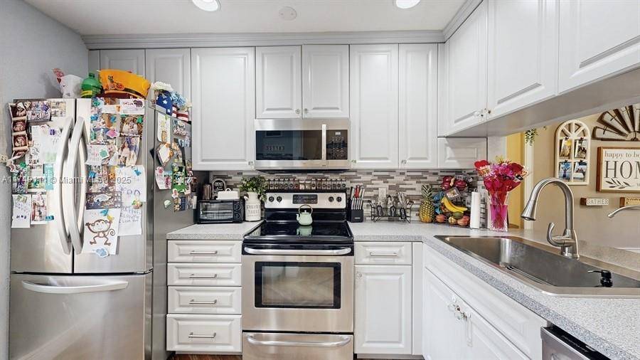 Sunrise, FL 33322,10927 NW 29th Ct