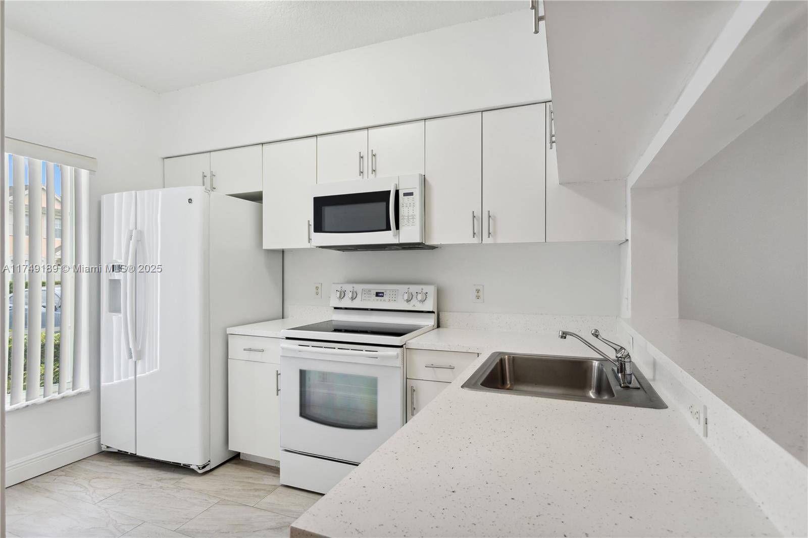 Weston, FL 33326,31 Whitehead Cir