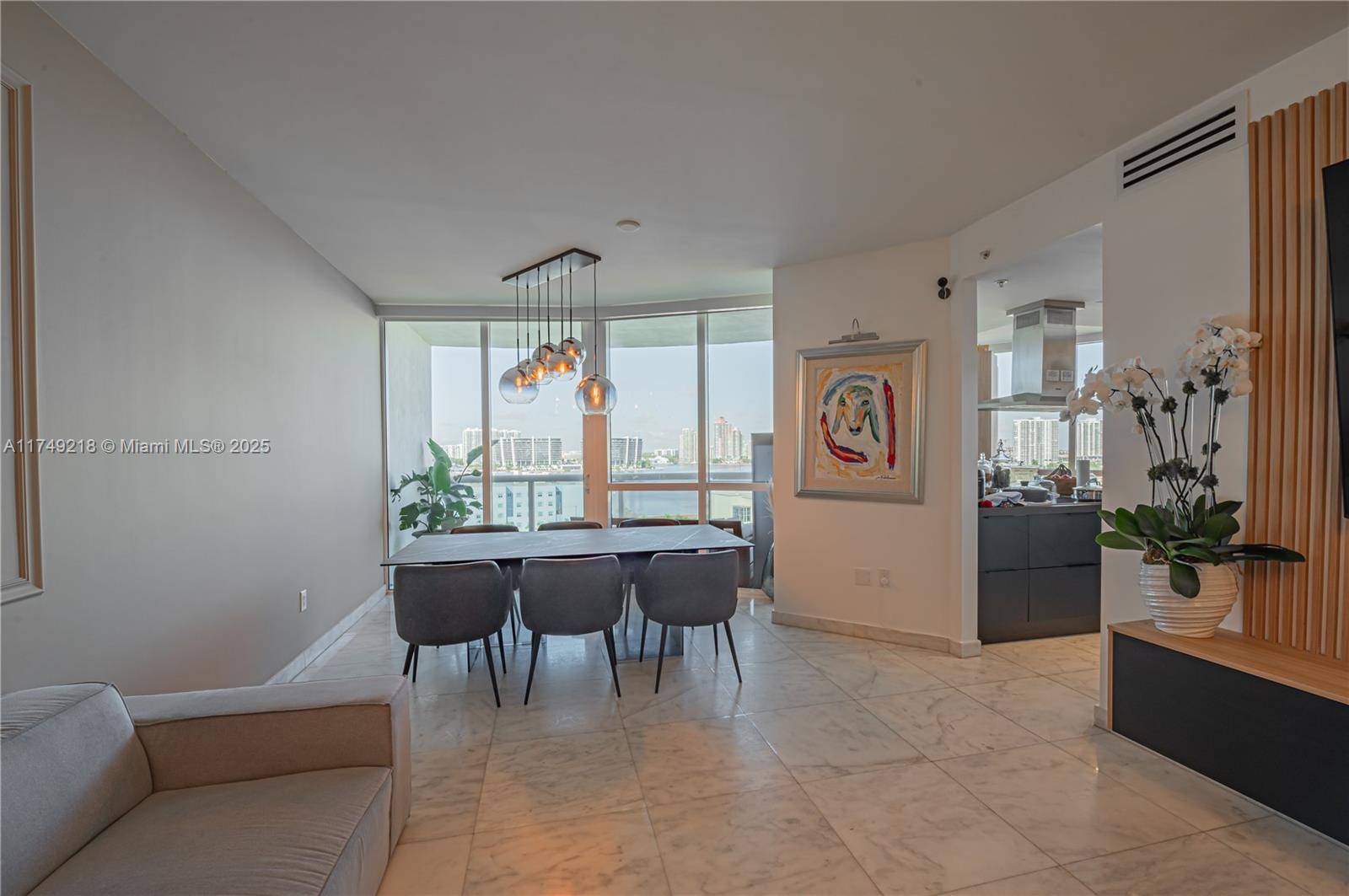 Sunny Isles Beach, FL 33160,18201 Collins Ave #1201
