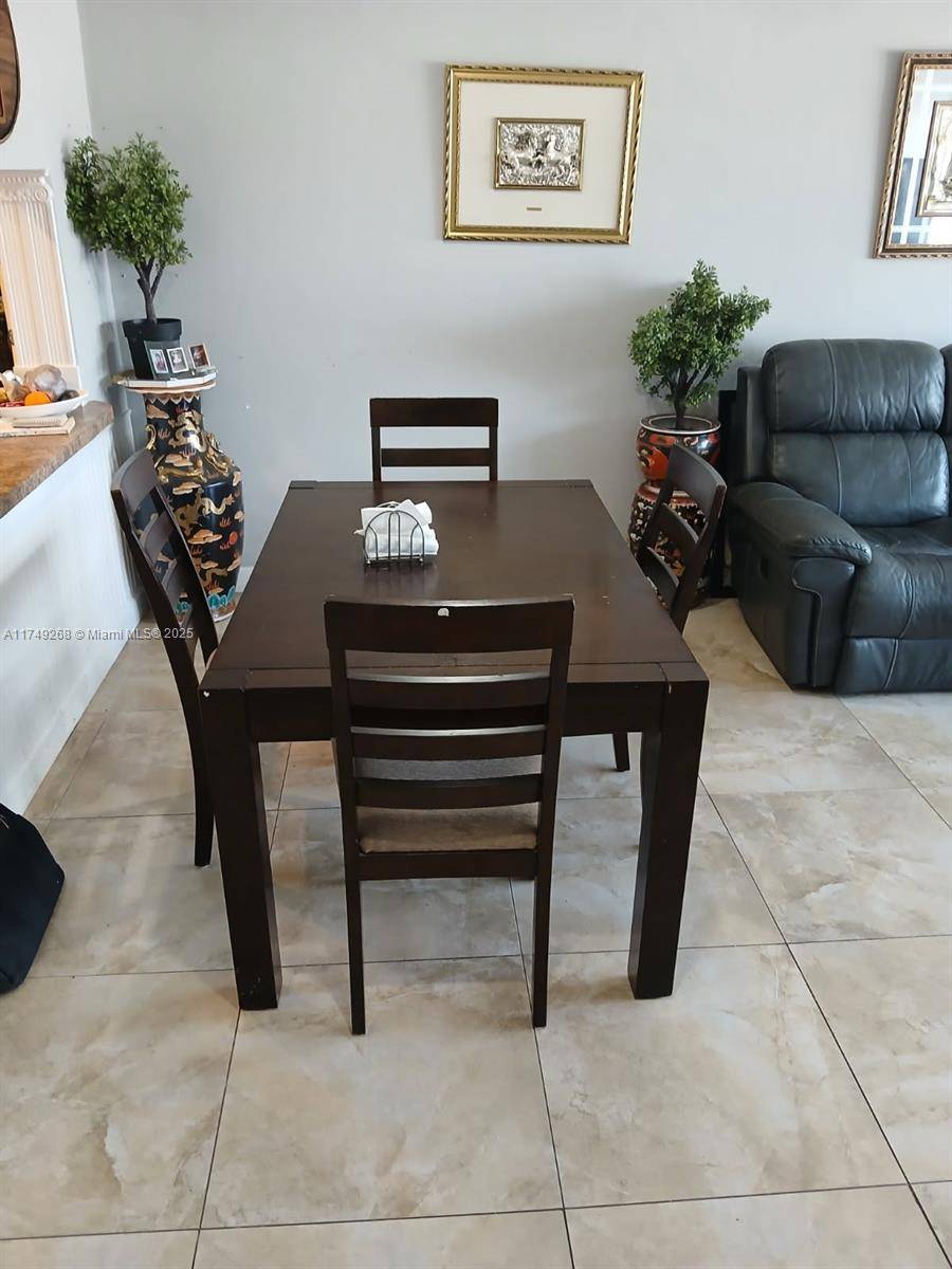 Hallandale Beach, FL 33009,330 SE 2nd St #202F