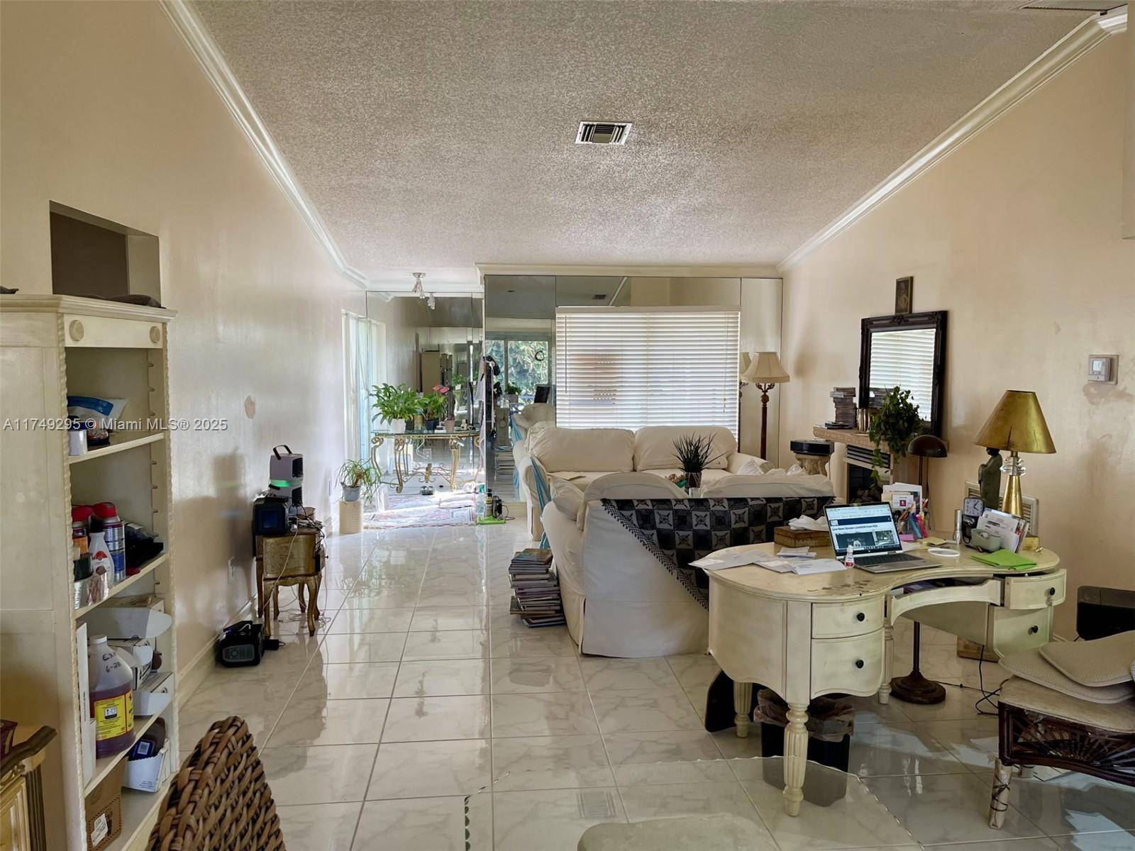 Weston, FL 33326,16841 Royal Poinciana Dr