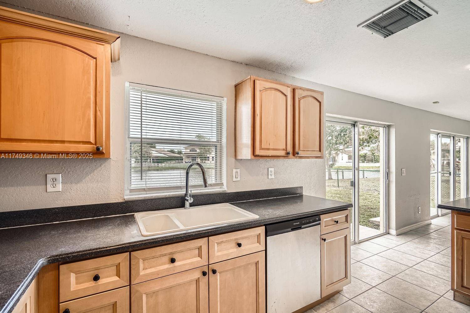 Miramar, FL 33027,13405 SW 22nd St