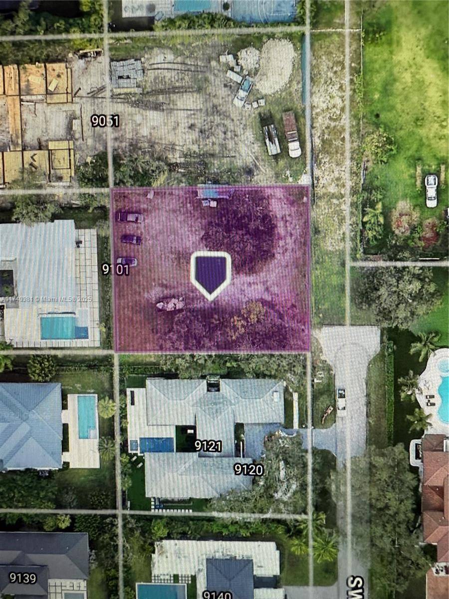 Pinecrest, FL 33156,9100 SW 69 ave