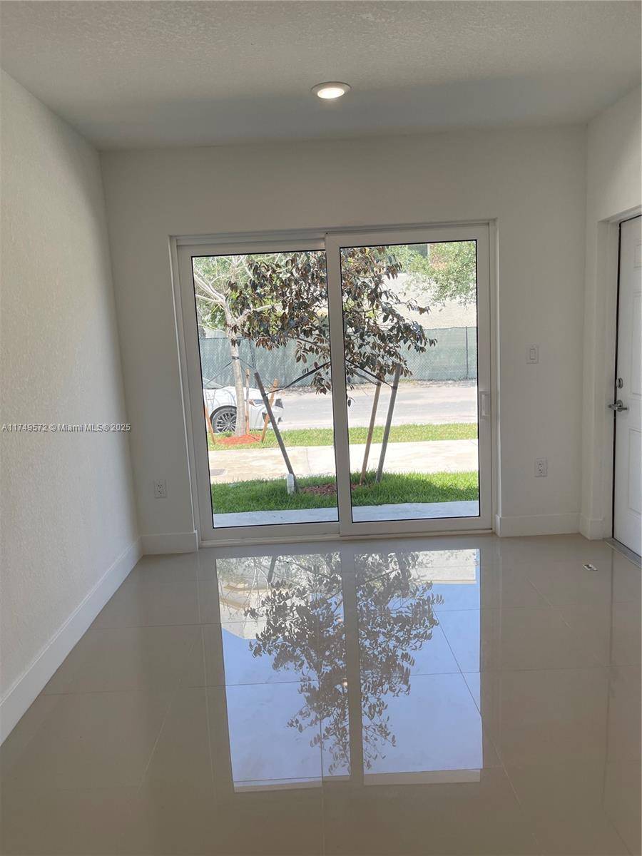 Naranja, FL 33032,25842 SW 144th Ave