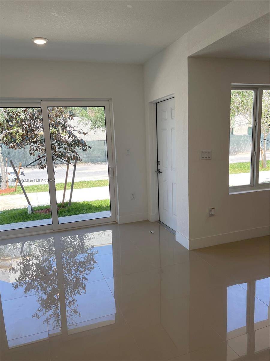 Naranja, FL 33032,25842 SW 144th Ave