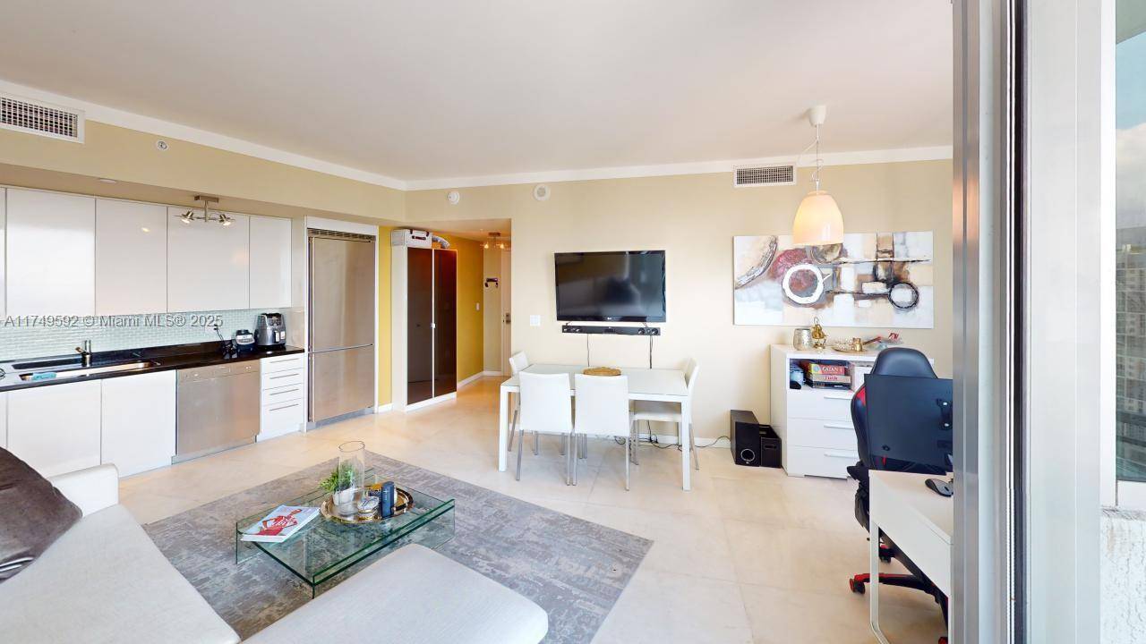 Miami, FL 33130,92 SW 3rd St #3506