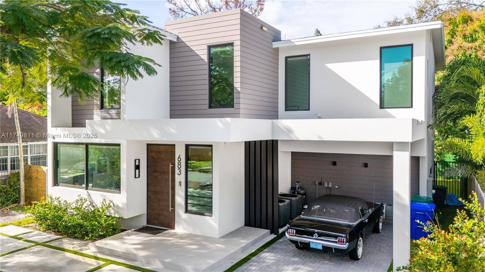 Miami, FL 33138,683 NE 68th St