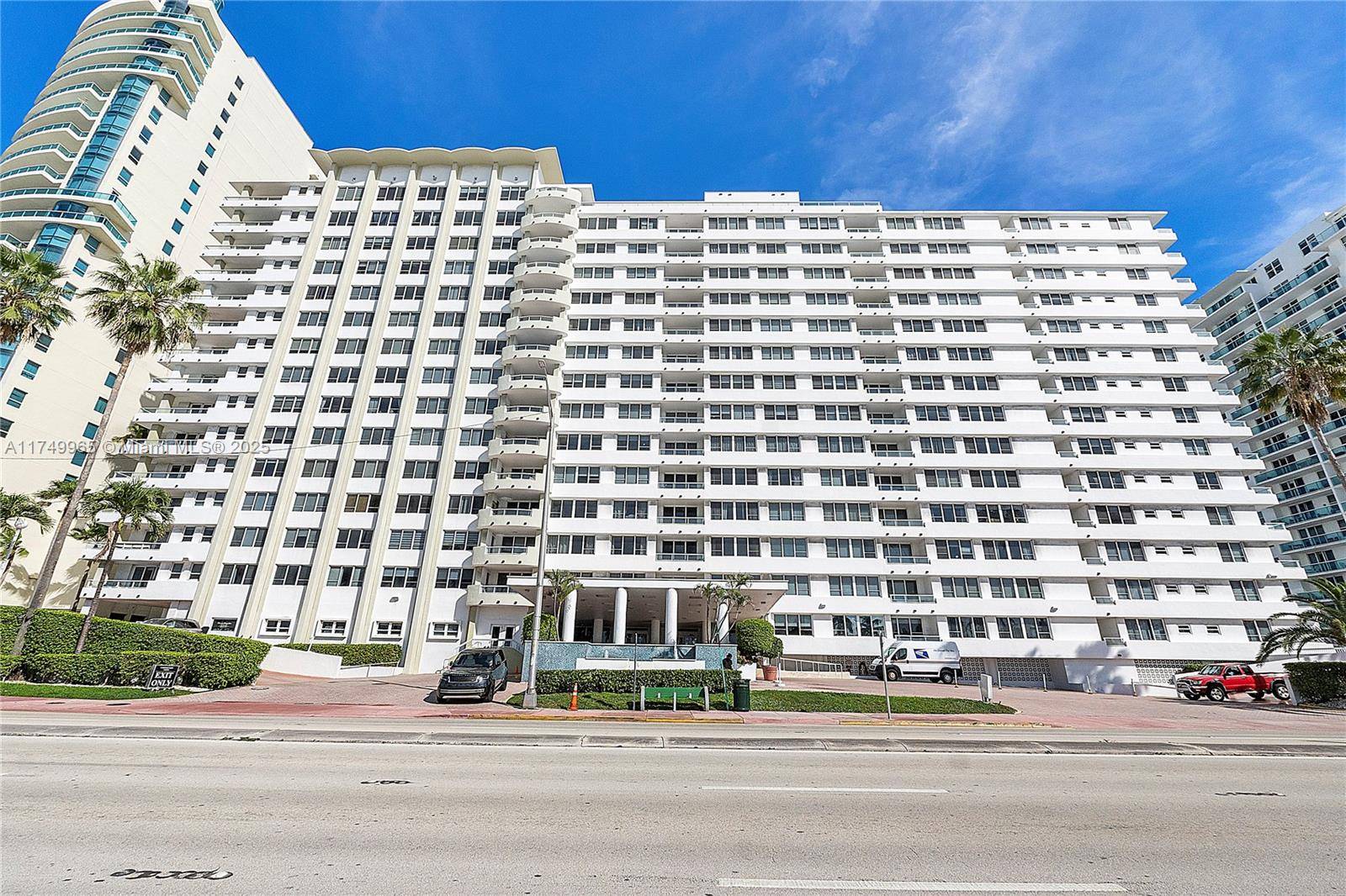 Miami Beach, FL 33140,5005 Collins Ave #222