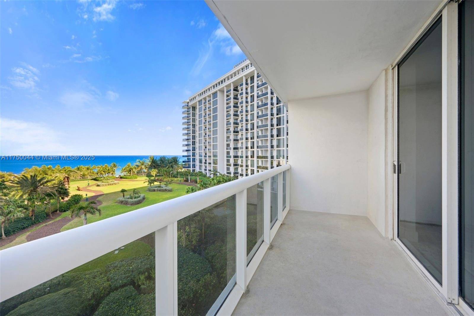 Bal Harbour, FL 33154,10275 Collins Ave #532