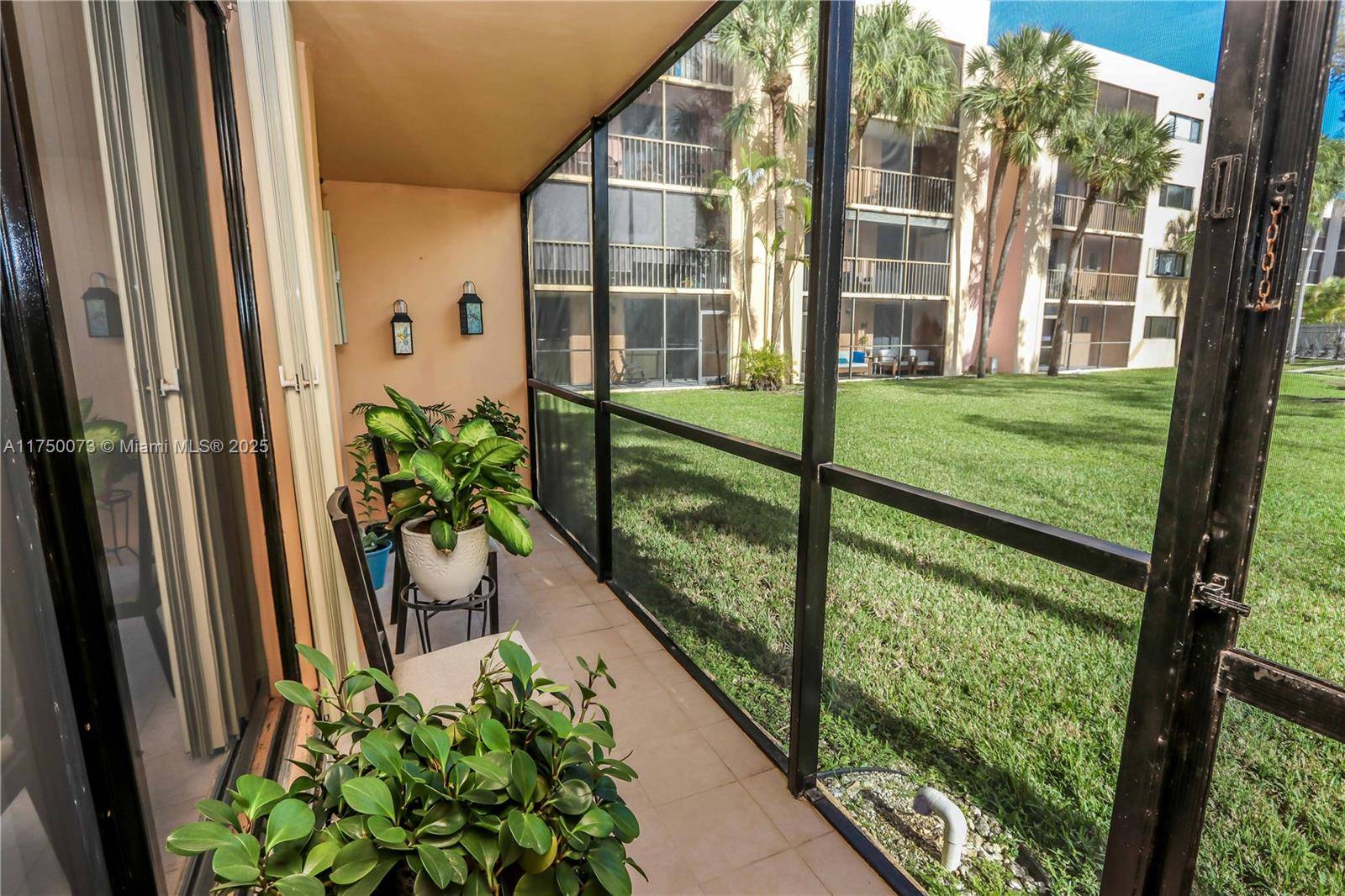 Miami, FL 33183,8600 SW 133rd Ave Rd #123