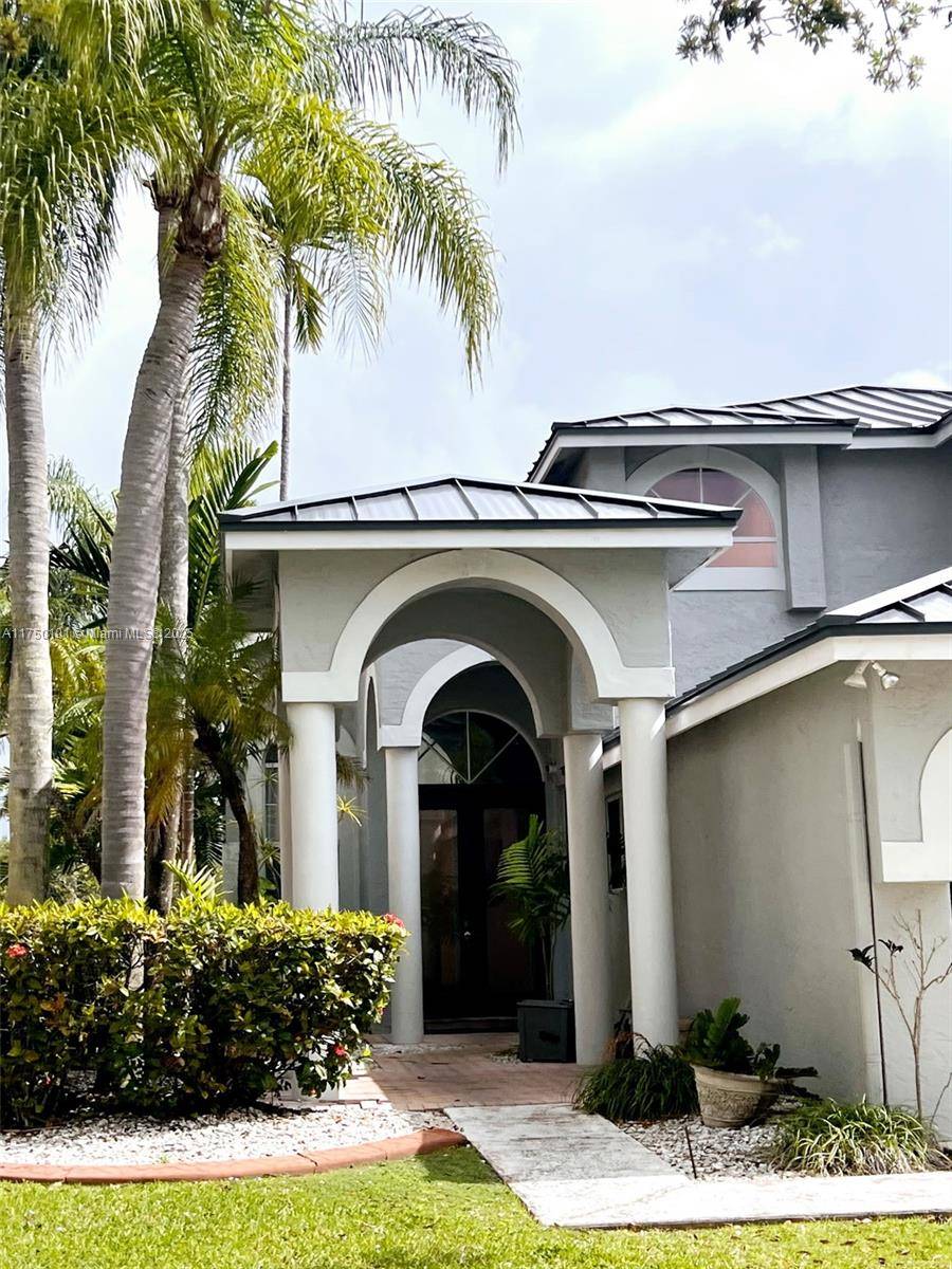 Pembroke Pines, FL 33029,281 SW 178th Way